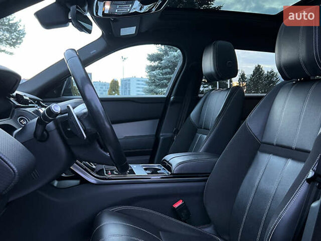 Черный Ленд Ровер Рендж Ровер Велар, объемом двигателя 3 л и пробегом 102 тыс. км за 39990 $, фото 8 на Automoto.ua