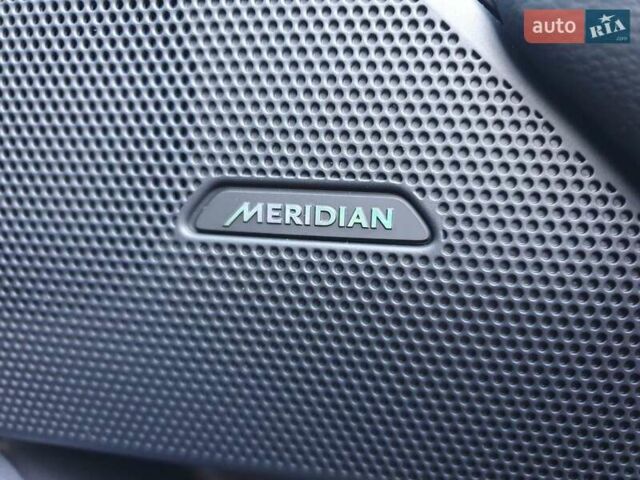 Ленд Ровер Рендж Ровер Велар 2017 у Києві на Automoto.ua Чорний Ленд Ровер Рендж Ровер Велар, об'ємом двигуна 2 л та пробігом 90 тис. км за 35999 $, фото 74 на Automoto.ua