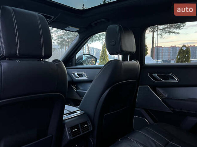Черный Ленд Ровер Рендж Ровер Велар, объемом двигателя 3 л и пробегом 102 тыс. км за 39990 $, фото 22 на Automoto.ua