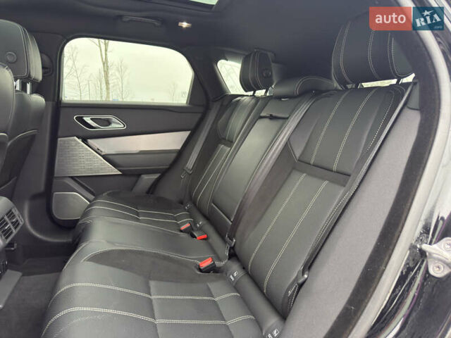Черный Ленд Ровер Рендж Ровер Велар, объемом двигателя 2 л и пробегом 56 тыс. км за 37900 $, фото 32 на Automoto.ua