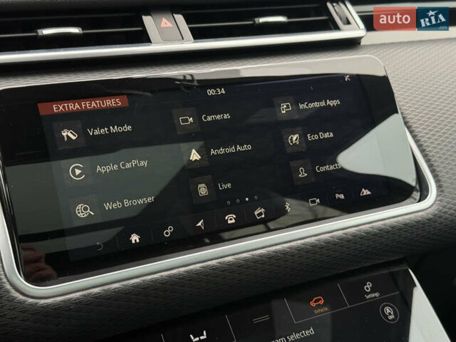 Черный Ленд Ровер Рендж Ровер Велар, объемом двигателя 2 л и пробегом 56 тыс. км за 37900 $, фото 63 на Automoto.ua