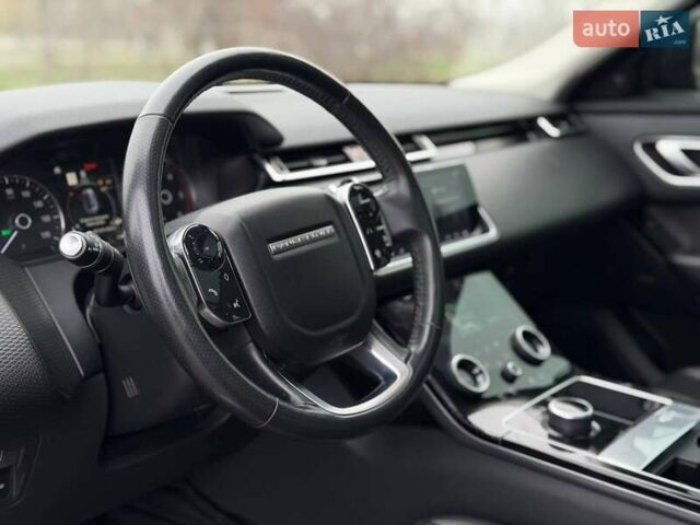 Чорний Ленд Ровер Рендж Ровер Велар, об'ємом двигуна 2 л та пробігом 95 тис. км за 40000 $, фото 49 на Automoto.ua