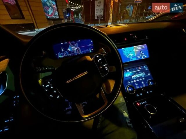 Чорний Ленд Ровер Рендж Ровер Велар, об'ємом двигуна 2 л та пробігом 58 тис. км за 35800 $, фото 18 на Automoto.ua