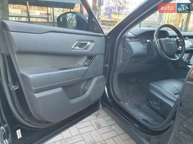 Ленд Ровер Рендж Ровер Велар 2017 у Києві на Automoto.ua Чорний Ленд Ровер Рендж Ровер Велар, об'ємом двигуна 2 л та пробігом 90 тис. км за 35999 $, фото 43 на Automoto.ua