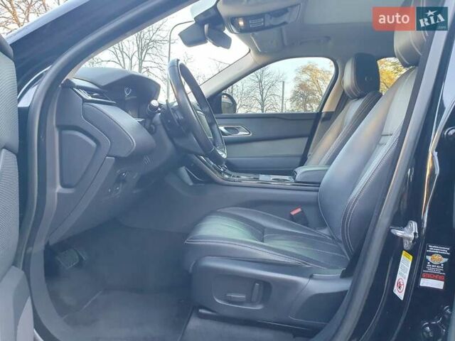 Ленд Ровер Рендж Ровер Велар 2017 у Києві на Automoto.ua Чорний Ленд Ровер Рендж Ровер Велар, об'ємом двигуна 2 л та пробігом 90 тис. км за 35999 $, фото 44 на Automoto.ua