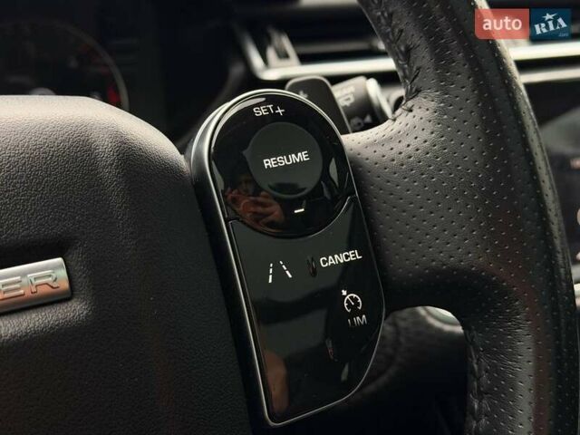 Чорний Ленд Ровер Рендж Ровер Велар, об'ємом двигуна 2 л та пробігом 95 тис. км за 40000 $, фото 62 на Automoto.ua