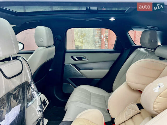 Чорний Ленд Ровер Рендж Ровер Велар, об'ємом двигуна 2 л та пробігом 58 тис. км за 35800 $, фото 33 на Automoto.ua