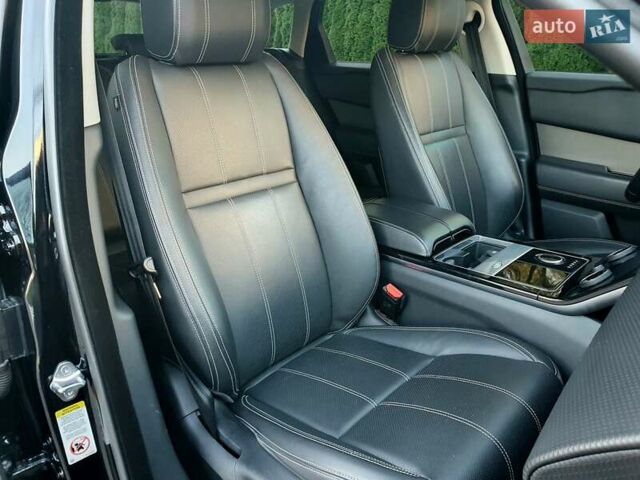 Ленд Ровер Рендж Ровер Велар 2017 у Києві на Automoto.ua Чорний Ленд Ровер Рендж Ровер Велар, об'ємом двигуна 2 л та пробігом 90 тис. км за 35999 $, фото 54 на Automoto.ua