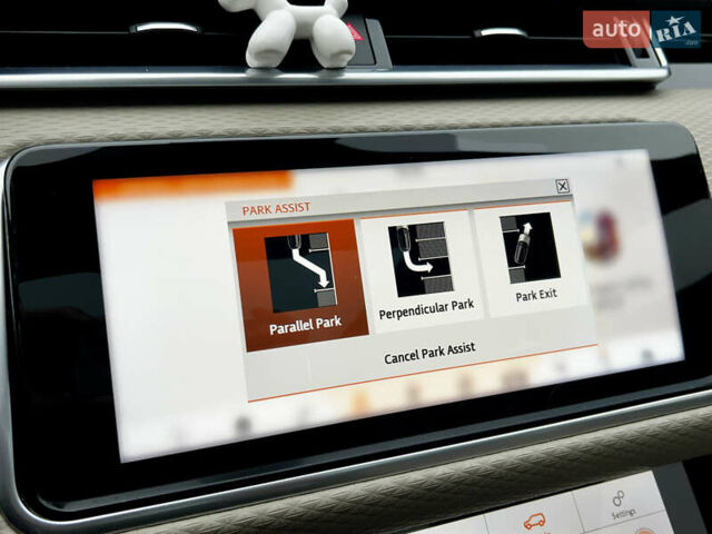 Чорний Ленд Ровер Рендж Ровер Велар, об'ємом двигуна 2 л та пробігом 58 тис. км за 35800 $, фото 26 на Automoto.ua