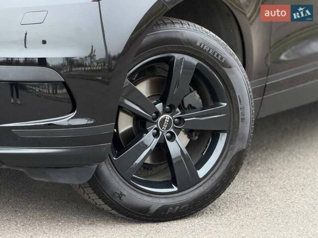 Чорний Ленд Ровер Рендж Ровер Велар, об'ємом двигуна 2 л та пробігом 95 тис. км за 40000 $, фото 4 на Automoto.ua