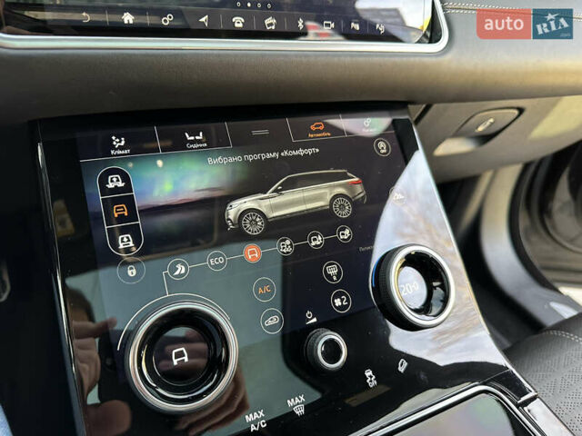 Чорний Ленд Ровер Рендж Ровер Велар, об'ємом двигуна 3 л та пробігом 84 тис. км за 41666 $, фото 14 на Automoto.ua