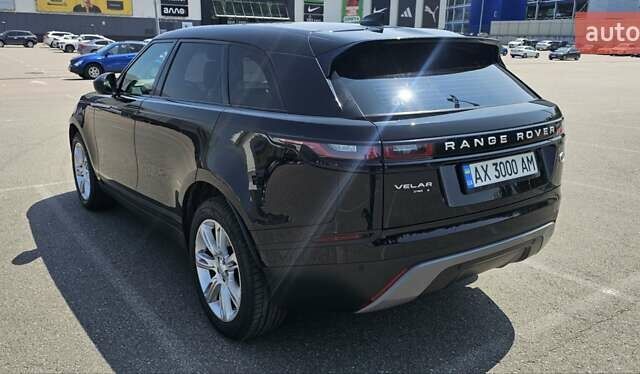 Черный Ленд Ровер Рендж Ровер Велар, объемом двигателя 2 л и пробегом 88 тыс. км за 44900 $, фото 5 на Automoto.ua