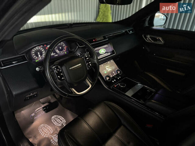 Черный Ленд Ровер Рендж Ровер Велар, объемом двигателя 2 л и пробегом 112 тыс. км за 39999 $, фото 21 на Automoto.ua