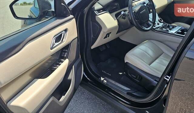 Черный Ленд Ровер Рендж Ровер Велар, объемом двигателя 2 л и пробегом 88 тыс. км за 44900 $, фото 19 на Automoto.ua