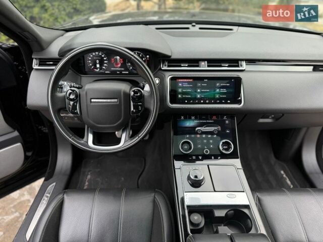 Черный Ленд Ровер Рендж Ровер Велар, объемом двигателя 2 л и пробегом 60 тыс. км за 39500 $, фото 61 на Automoto.ua