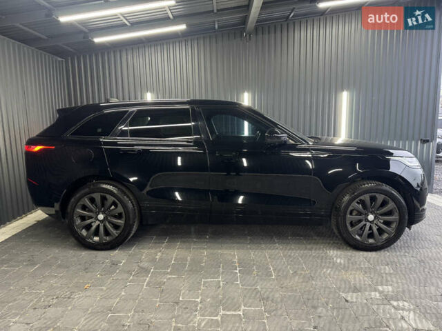 Черный Ленд Ровер Рендж Ровер Велар, объемом двигателя 2 л и пробегом 112 тыс. км за 39999 $, фото 3 на Automoto.ua
