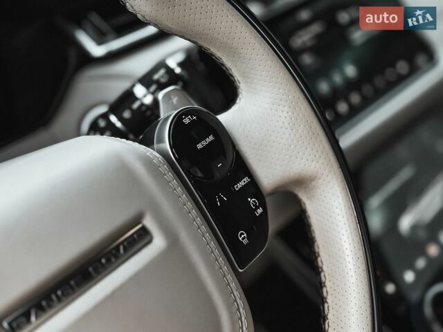 Черный Ленд Ровер Рендж Ровер Велар, объемом двигателя 2 л и пробегом 136 тыс. км за 53000 $, фото 37 на Automoto.ua