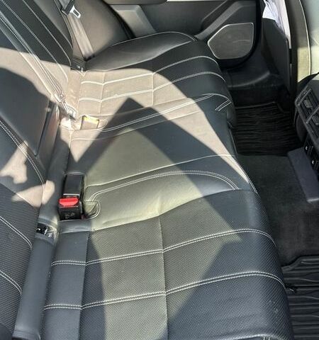 Чорний Ленд Ровер Рендж Ровер Велар, об'ємом двигуна 3 л та пробігом 76 тис. км за 33500 $, фото 20 на Automoto.ua