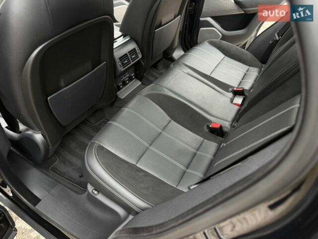 Черный Ленд Ровер Рендж Ровер Велар, объемом двигателя 2 л и пробегом 60 тыс. км за 39500 $, фото 56 на Automoto.ua