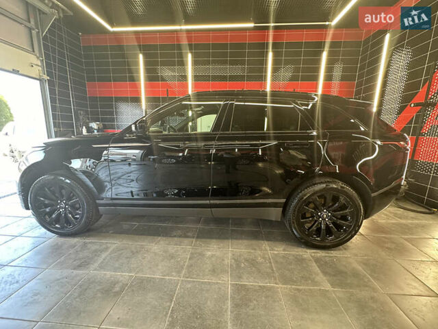 Черный Ленд Ровер Рендж Ровер Велар, объемом двигателя 2 л и пробегом 99 тыс. км за 36999 $, фото 11 на Automoto.ua