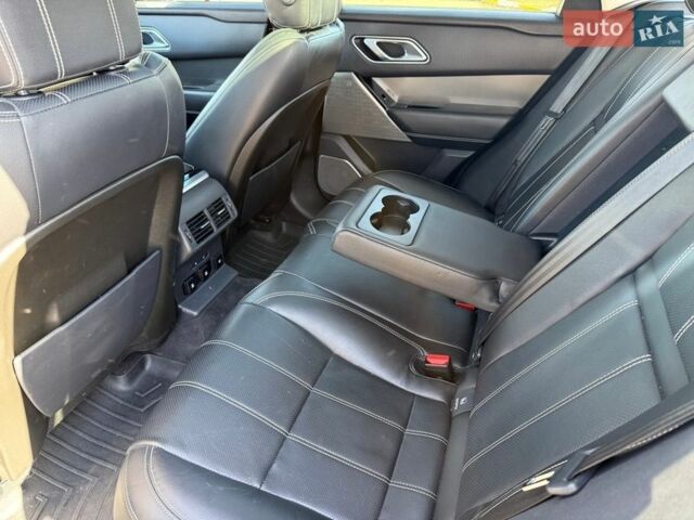 Чорний Ленд Ровер Рендж Ровер Велар, об'ємом двигуна 3 л та пробігом 175 тис. км за 29800 $, фото 22 на Automoto.ua