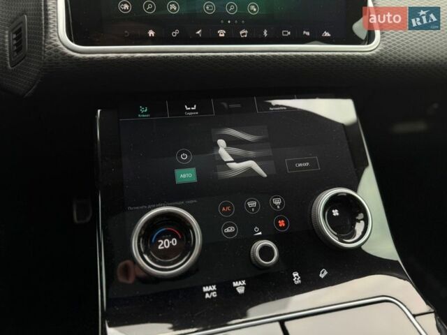 Черный Ленд Ровер Рендж Ровер Велар, объемом двигателя 2 л и пробегом 60 тыс. км за 39500 $, фото 48 на Automoto.ua