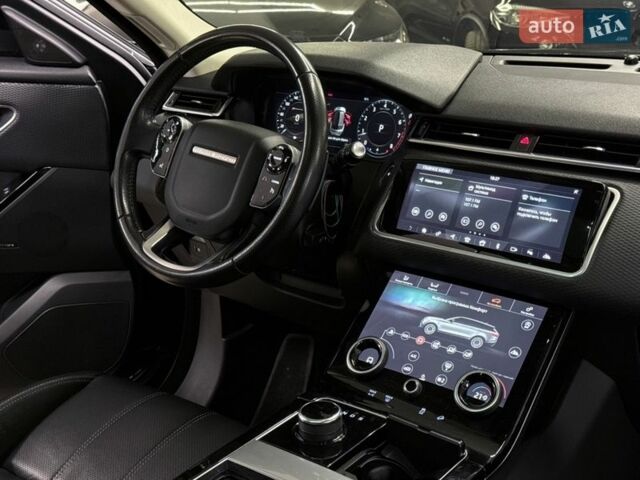 Черный Ленд Ровер Рендж Ровер Велар, объемом двигателя 2 л и пробегом 58 тыс. км за 37999 $, фото 28 на Automoto.ua