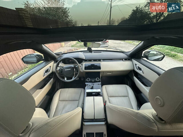 Черный Ленд Ровер Рендж Ровер Велар, объемом двигателя 2 л и пробегом 99 тыс. км за 36999 $, фото 25 на Automoto.ua
