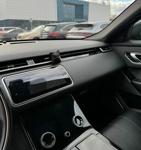 Чорний Ленд Ровер Рендж Ровер Велар, об'ємом двигуна 2 л та пробігом 105 тис. км за 36500 $, фото 16 на Automoto.ua