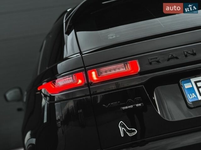 Черный Ленд Ровер Рендж Ровер Велар, объемом двигателя 2 л и пробегом 136 тыс. км за 53000 $, фото 16 на Automoto.ua