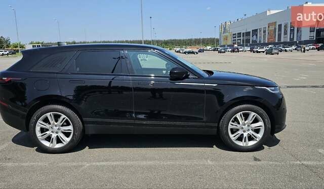 Черный Ленд Ровер Рендж Ровер Велар, объемом двигателя 2 л и пробегом 88 тыс. км за 44900 $, фото 6 на Automoto.ua