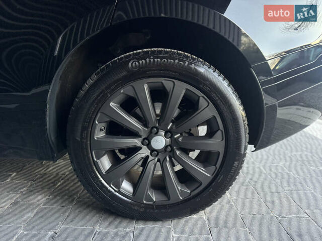 Черный Ленд Ровер Рендж Ровер Велар, объемом двигателя 2 л и пробегом 112 тыс. км за 39999 $, фото 20 на Automoto.ua