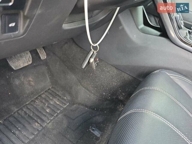 Чорний Ленд Ровер Рендж Ровер Велар, об'ємом двигуна 2 л та пробігом 170 тис. км за 23000 $, фото 10 на Automoto.ua