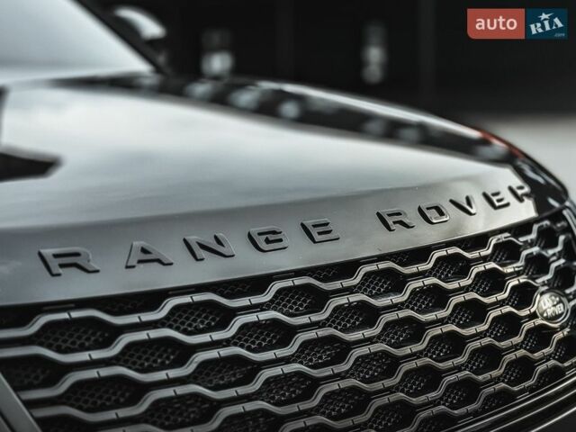 Черный Ленд Ровер Рендж Ровер Велар, объемом двигателя 2 л и пробегом 136 тыс. км за 53000 $, фото 9 на Automoto.ua