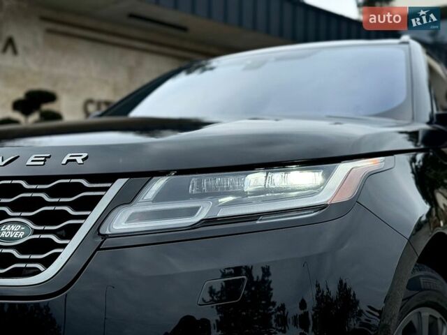 Черный Ленд Ровер Рендж Ровер Велар, объемом двигателя 2 л и пробегом 60 тыс. км за 39500 $, фото 5 на Automoto.ua