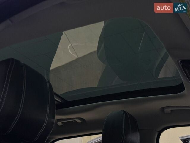 Черный Ленд Ровер Рендж Ровер Велар, объемом двигателя 2 л и пробегом 58 тыс. км за 37999 $, фото 36 на Automoto.ua