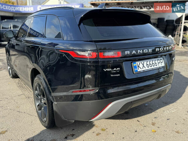 Чорний Ленд Ровер Рендж Ровер Велар, об'ємом двигуна 2 л та пробігом 100 тис. км за 35999 $, фото 8 на Automoto.ua