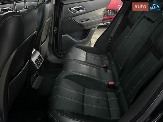 Черный Ленд Ровер Рендж Ровер Велар, объемом двигателя 2 л и пробегом 58 тыс. км за 37999 $, фото 24 на Automoto.ua