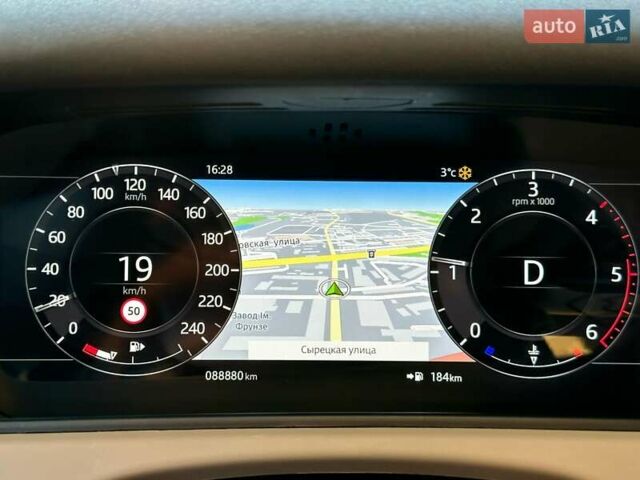 Черный Ленд Ровер Рендж Ровер Велар, объемом двигателя 2 л и пробегом 88 тыс. км за 44900 $, фото 23 на Automoto.ua