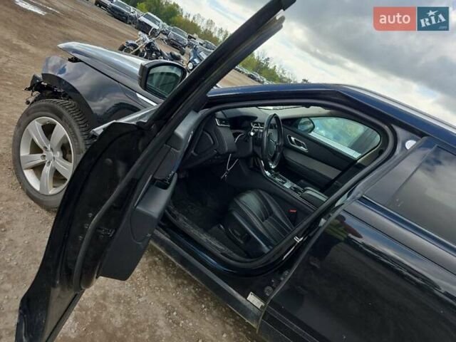 Чорний Ленд Ровер Рендж Ровер Велар, об'ємом двигуна 2 л та пробігом 170 тис. км за 23000 $, фото 2 на Automoto.ua