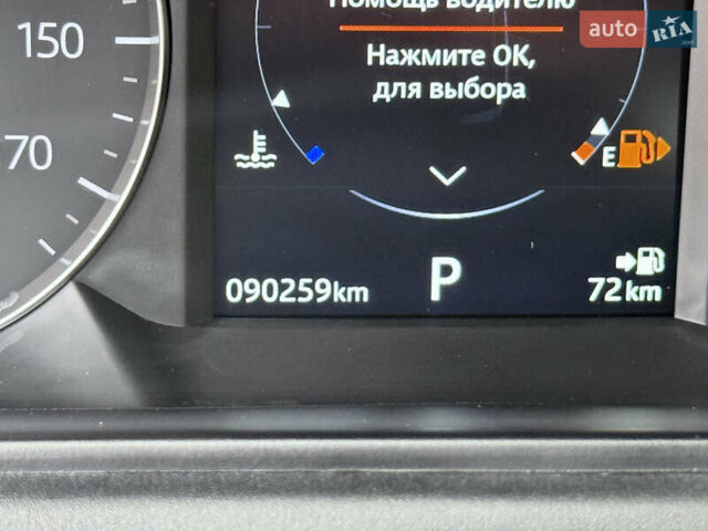 Черный Ленд Ровер Рендж Ровер Велар, объемом двигателя 2 л и пробегом 90 тыс. км за 39999 $, фото 93 на Automoto.ua