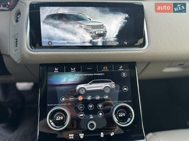 Черный Ленд Ровер Рендж Ровер Велар, объемом двигателя 2 л и пробегом 99 тыс. км за 36999 $, фото 14 на Automoto.ua