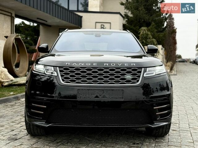 Черный Ленд Ровер Рендж Ровер Велар, объемом двигателя 2 л и пробегом 60 тыс. км за 39500 $, фото 2 на Automoto.ua