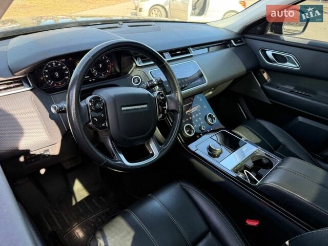 Чорний Ленд Ровер Рендж Ровер Велар, об'ємом двигуна 3 л та пробігом 175 тис. км за 29800 $, фото 14 на Automoto.ua