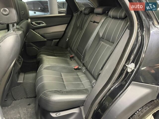 Чорний Ленд Ровер Рендж Ровер Велар, об'ємом двигуна 2.99 л та пробігом 74 тис. км за 49000 $, фото 23 на Automoto.ua