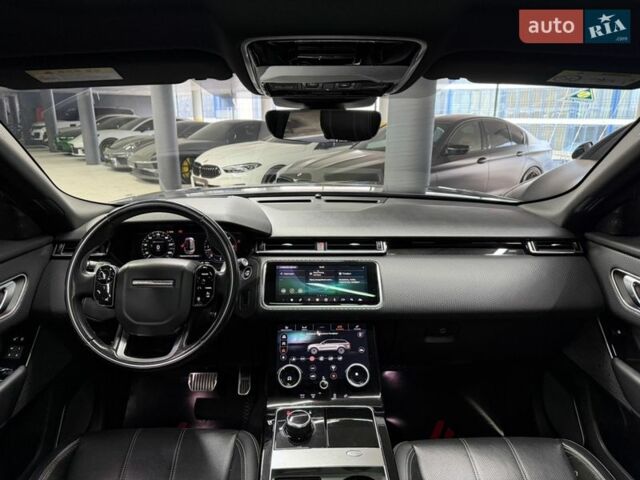 Чорний Ленд Ровер Рендж Ровер Велар, об'ємом двигуна 2.99 л та пробігом 74 тис. км за 49000 $, фото 27 на Automoto.ua