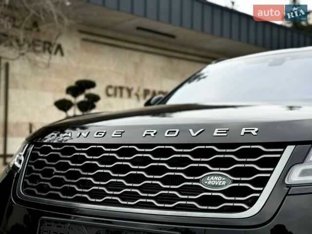 Черный Ленд Ровер Рендж Ровер Велар, объемом двигателя 2 л и пробегом 60 тыс. км за 39500 $, фото 6 на Automoto.ua