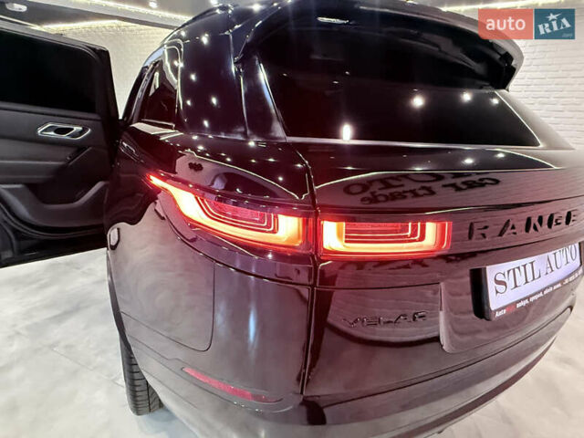 Черный Ленд Ровер Рендж Ровер Велар, объемом двигателя 2 л и пробегом 90 тыс. км за 39999 $, фото 6 на Automoto.ua