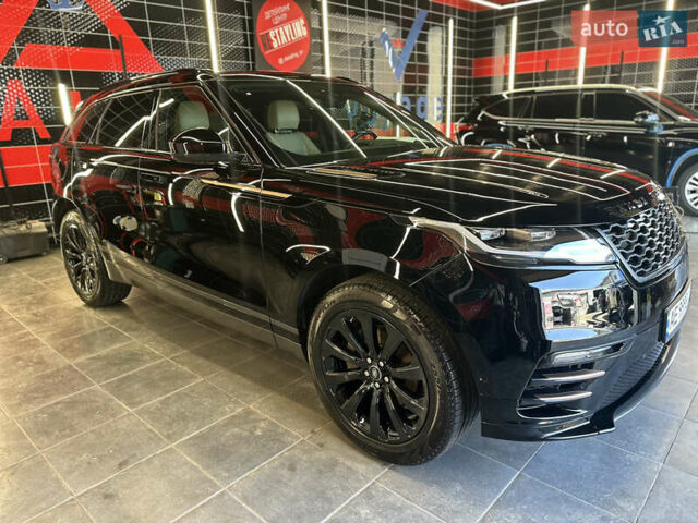 Черный Ленд Ровер Рендж Ровер Велар, объемом двигателя 2 л и пробегом 99 тыс. км за 36999 $, фото 4 на Automoto.ua