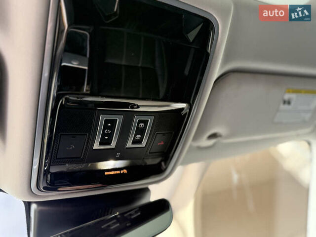 Черный Ленд Ровер Рендж Ровер Велар, объемом двигателя 2 л и пробегом 90 тыс. км за 39999 $, фото 77 на Automoto.ua